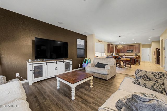 28929 N Calcite Way, San Tan Valley, AZ 85143