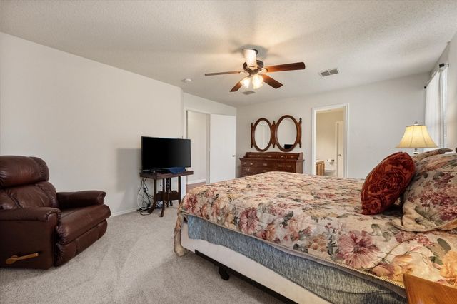 2139 Hacienda Court, Grand Prairie, TX 75052