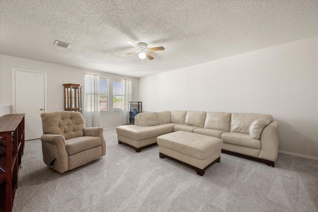 2139 Hacienda Court, Grand Prairie, TX 75052