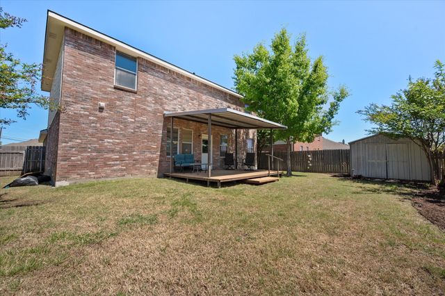 2139 Hacienda Court, Grand Prairie, TX 75052