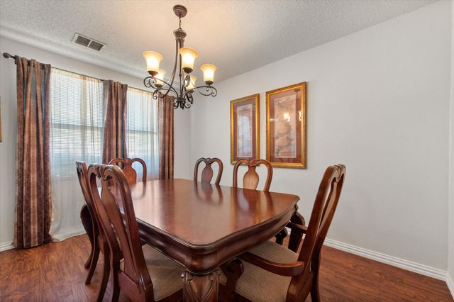 2139 Hacienda Court, Grand Prairie, TX 75052