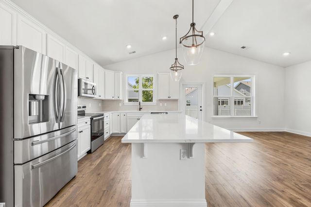 905 Inlet Keys St., Murrells Inlet, SC 29576