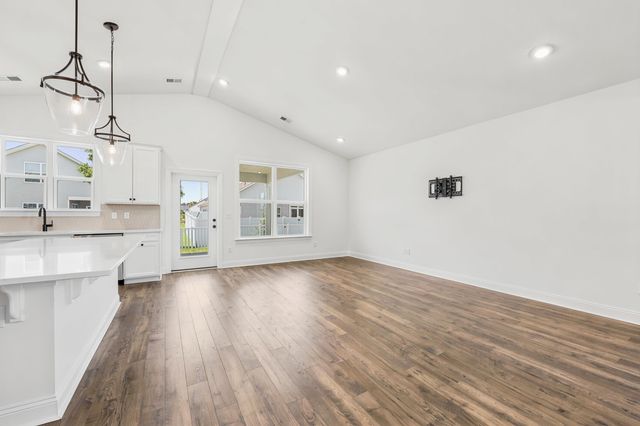 905 Inlet Keys St., Murrells Inlet, SC 29576