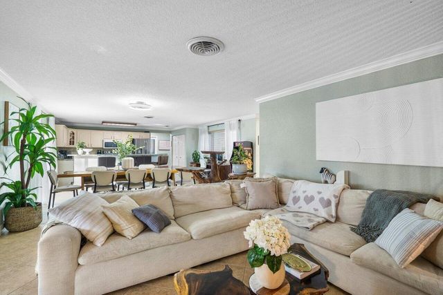 401 SE 14th Avenue, Pompano Beach, FL 33060