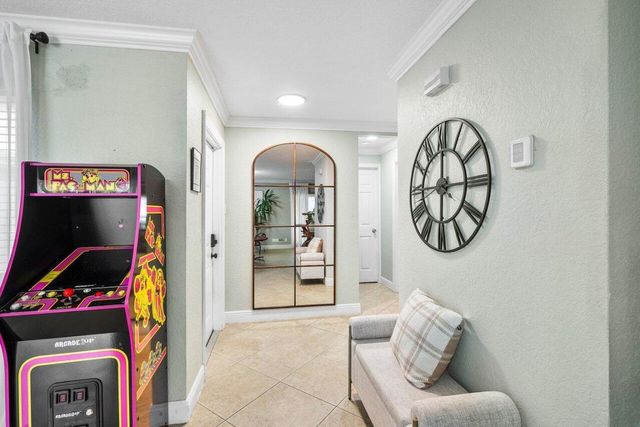 401 SE 14th Avenue, Pompano Beach, FL 33060