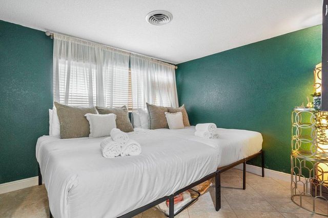 401 SE 14th Avenue, Pompano Beach, FL 33060