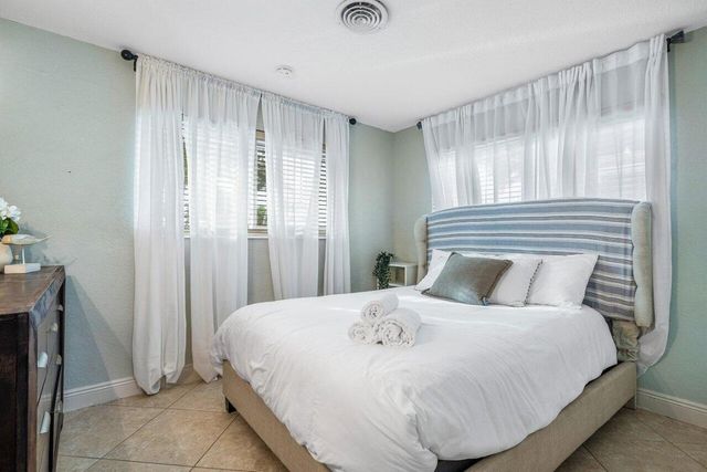 401 SE 14th Avenue, Pompano Beach, FL 33060