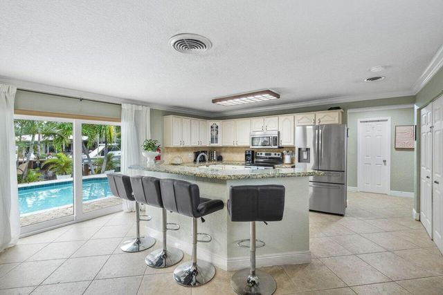 401 SE 14th Avenue, Pompano Beach, FL 33060