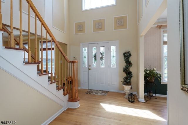 4 Muirhead Ct, Montgomery Twp., NJ 08502