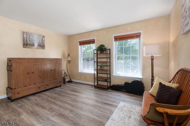4 Muirhead Ct, Montgomery Twp., NJ 08502