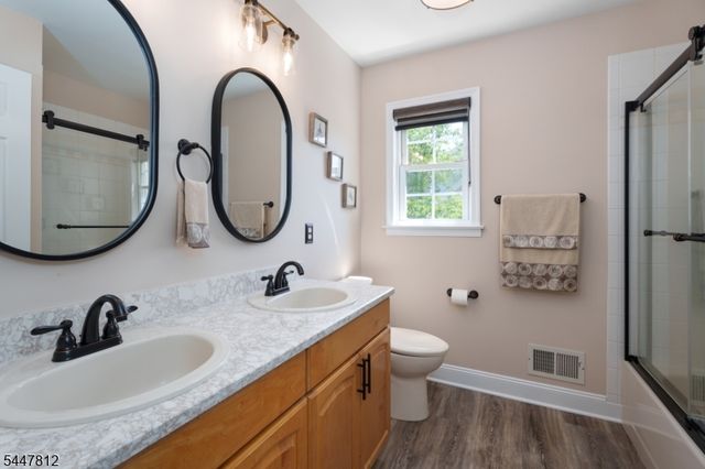 4 Muirhead Ct, Montgomery Twp., NJ 08502
