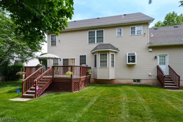 4 Muirhead Ct, Montgomery Twp., NJ 08502
