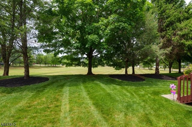 4 Muirhead Ct, Montgomery Twp., NJ 08502
