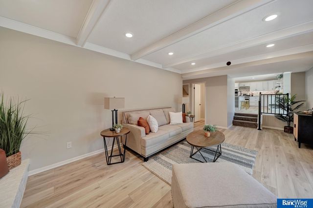 2306 S 72nd Street, Lincoln, NE 68506