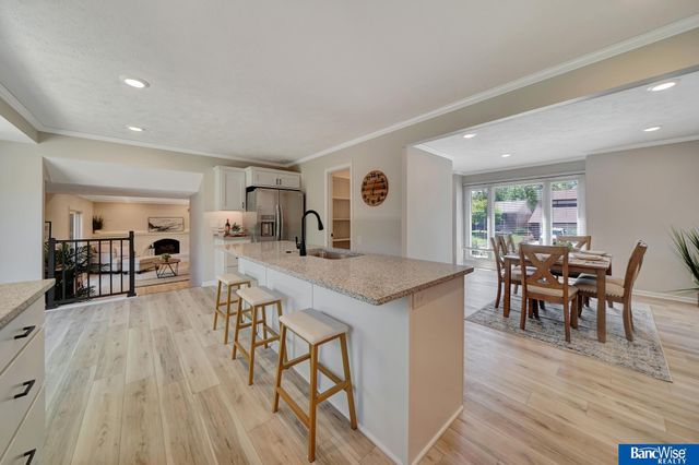 2306 S 72nd Street, Lincoln, NE 68506