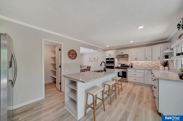 2306 S 72nd Street, Lincoln, NE 68506