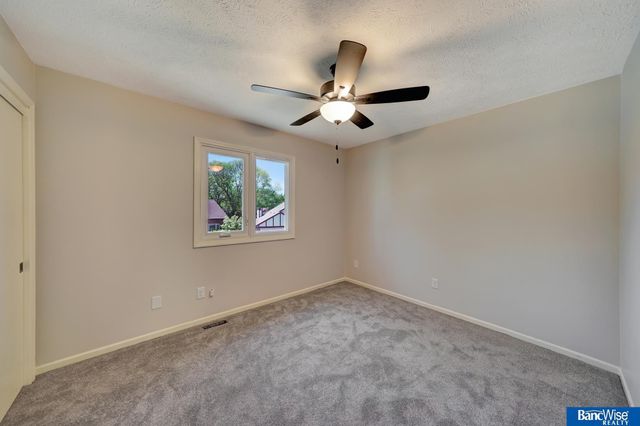 2306 S 72nd Street, Lincoln, NE 68506