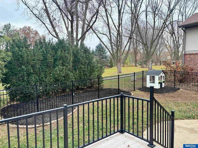 2306 S 72nd Street, Lincoln, NE 68506