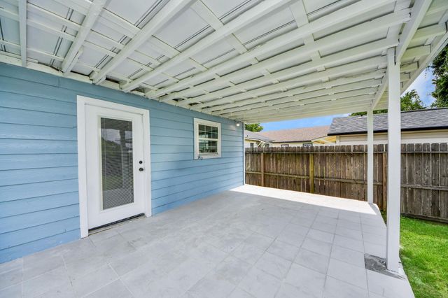 220 Styers Street, Houston, TX 77022