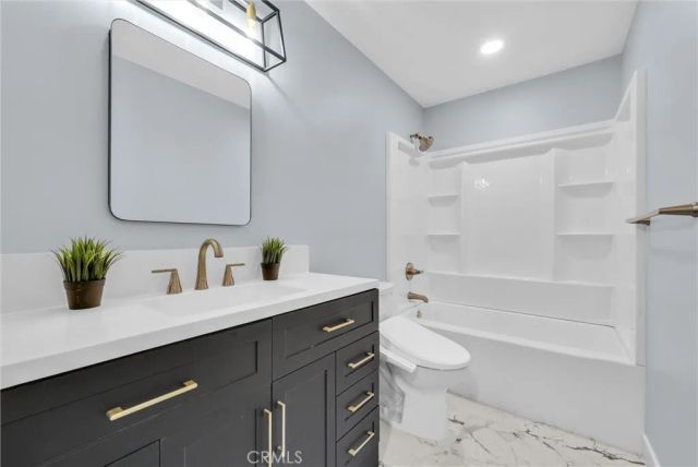 16341 Holly, Fontana, CA 92335