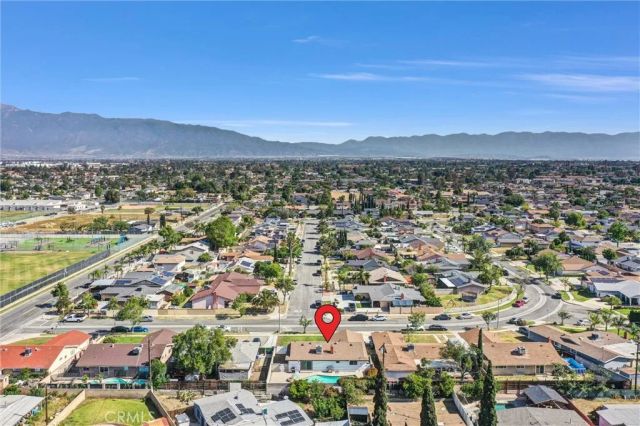 16341 Holly, Fontana, CA 92335