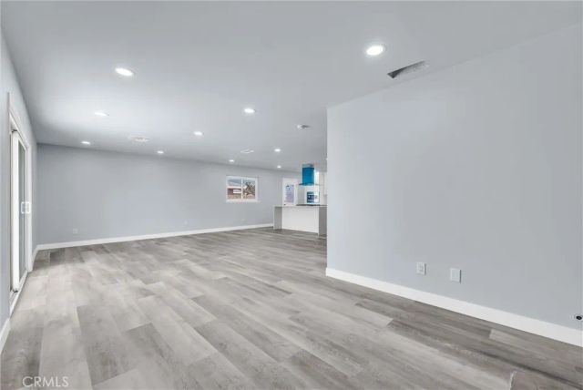 16341 Holly, Fontana, CA 92335