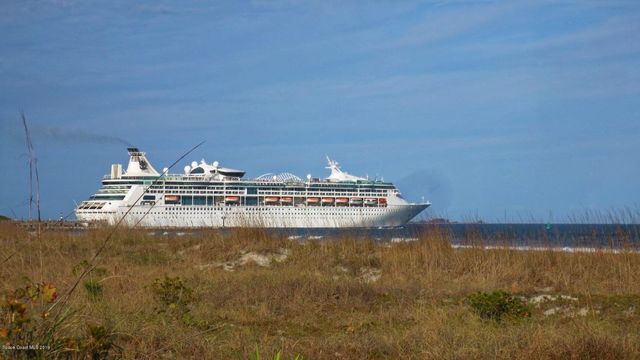 208 Tin Roof Avenue, Cape Canaveral, FL 32920