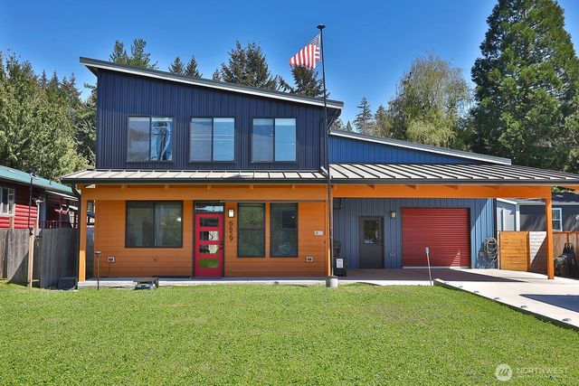 6459 Lake Shore Drive, Clinton, WA 98236
