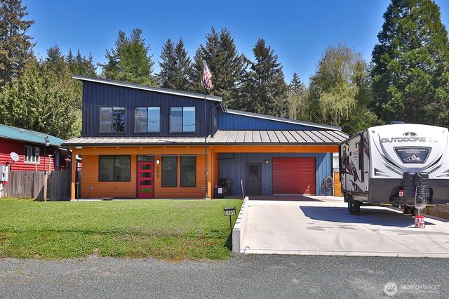 6459 Lake Shore Drive, Clinton, WA 98236