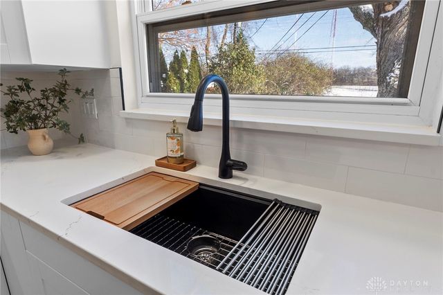 5456 Grantland Drive, Dayton, OH 45429