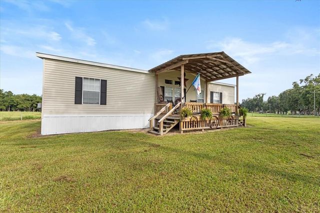 28024 NW 142ND AVENUE, High Springs, FL 32643