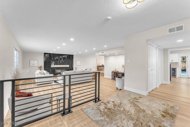 2868 Vista Del Sol Avenue, Las Vegas, NV 89120