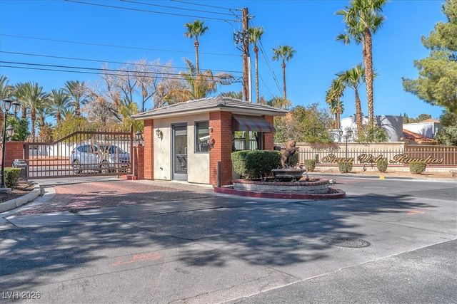 2868 Vista Del Sol Avenue, Las Vegas, NV 89120