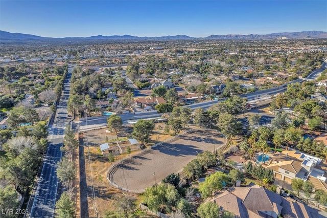 2868 Vista Del Sol Avenue, Las Vegas, NV 89120