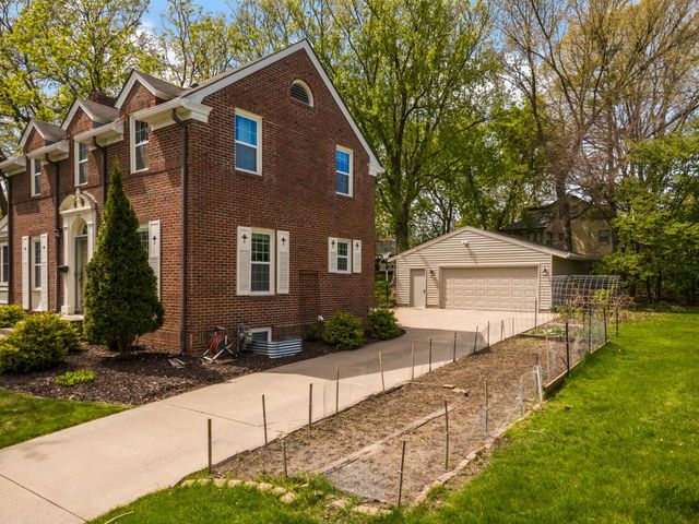 5042 3rd Avenue S, Minneapolis, MN 55419