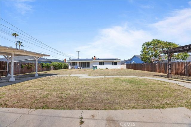 908 S Leaf, West Covina, CA 91791