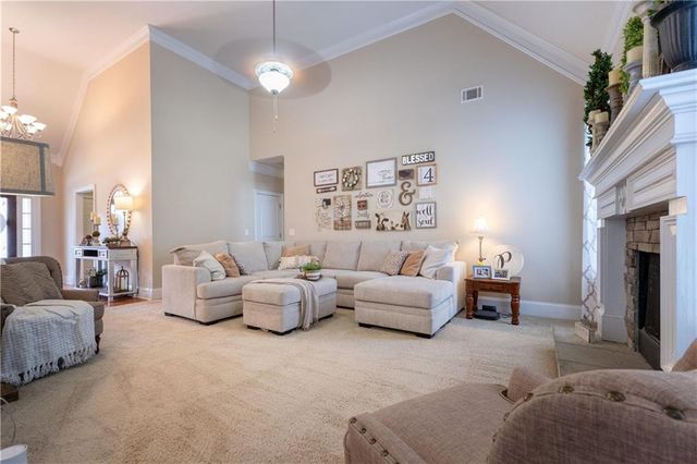 112 Caraway Road, Locust Grove, GA 30248