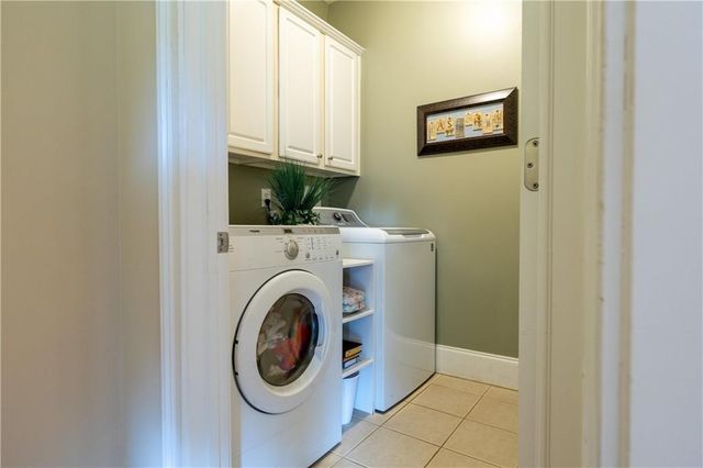 112 Caraway Road, Locust Grove, GA 30248
