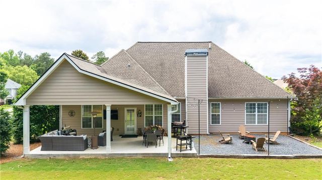112 Caraway Road, Locust Grove, GA 30248