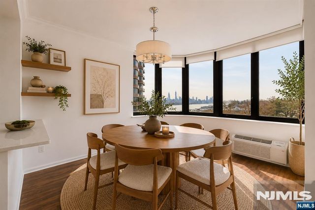 100 Carlyle 9DS, Cliffside Park, NJ 07010