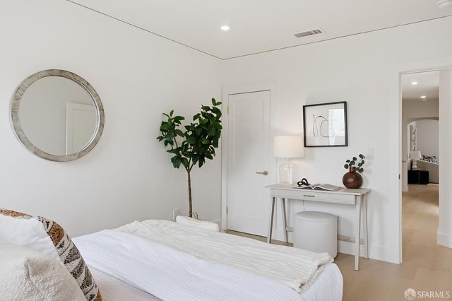 1871 25th Avenue, San Francisco, CA 94122