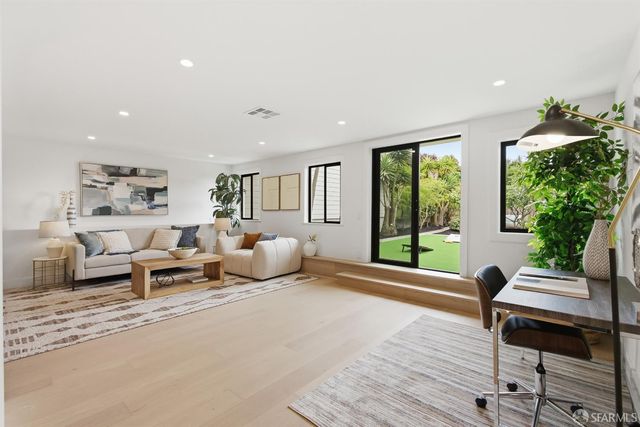 1871 25th Avenue, San Francisco, CA 94122