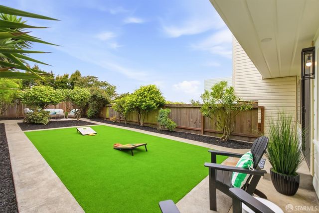 1871 25th Avenue, San Francisco, CA 94122