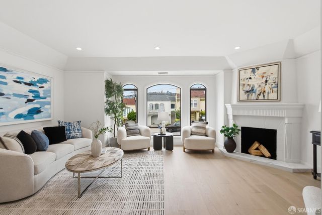 1871 25th Avenue, San Francisco, CA 94122