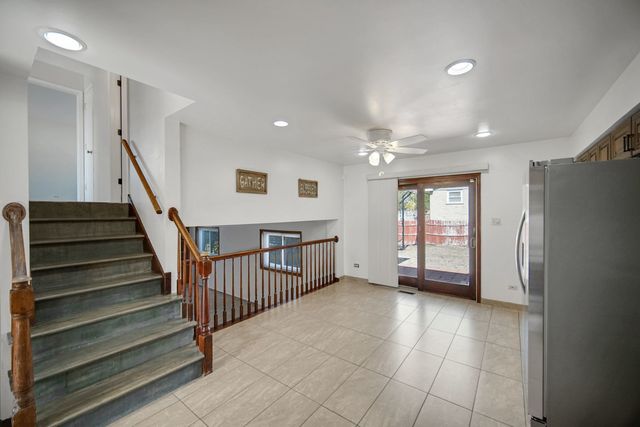 7942 161st Street, Tinley Park, IL 60477