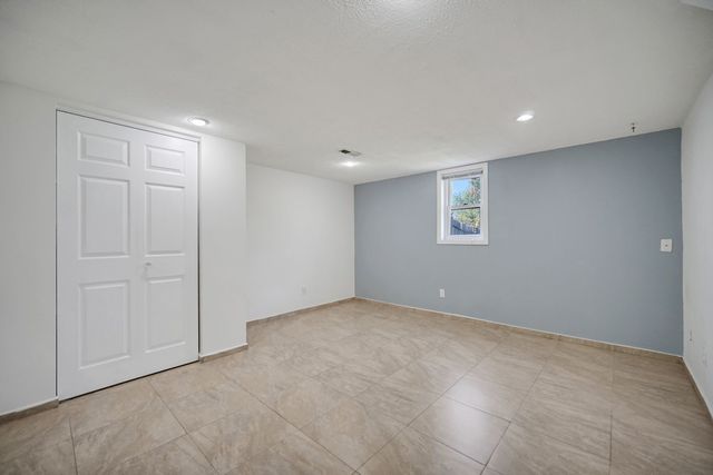 7942 161st Street, Tinley Park, IL 60477