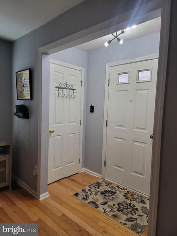 636 UPLAND ST, Pottstown, PA 19464