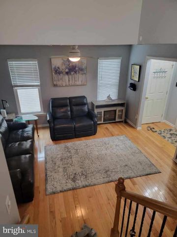 636 UPLAND ST, Pottstown, PA 19464