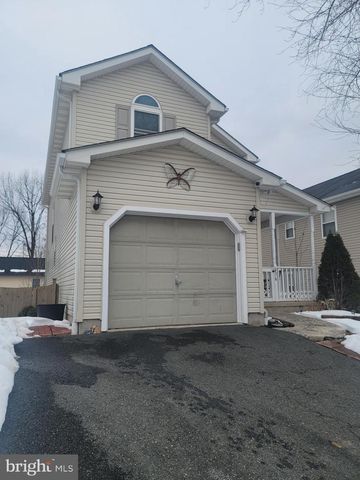 636 UPLAND ST, Pottstown, PA 19464