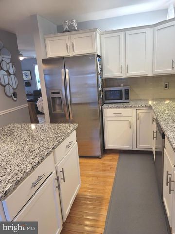 636 UPLAND ST, Pottstown, PA 19464